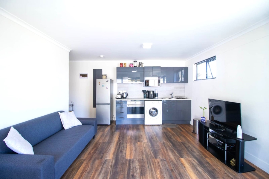 2 Bedroom Property for Sale in Zonnebloem Western Cape
